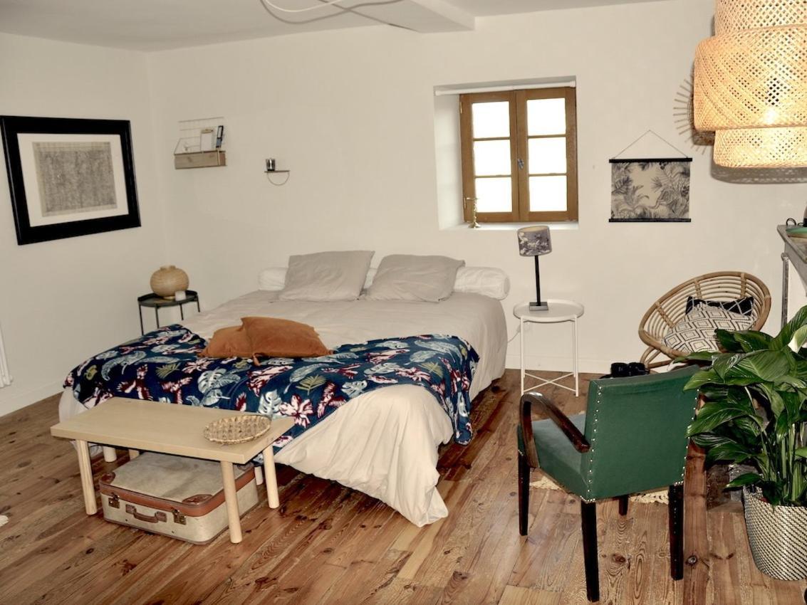 Villa Colombier Понжибо Стая снимка