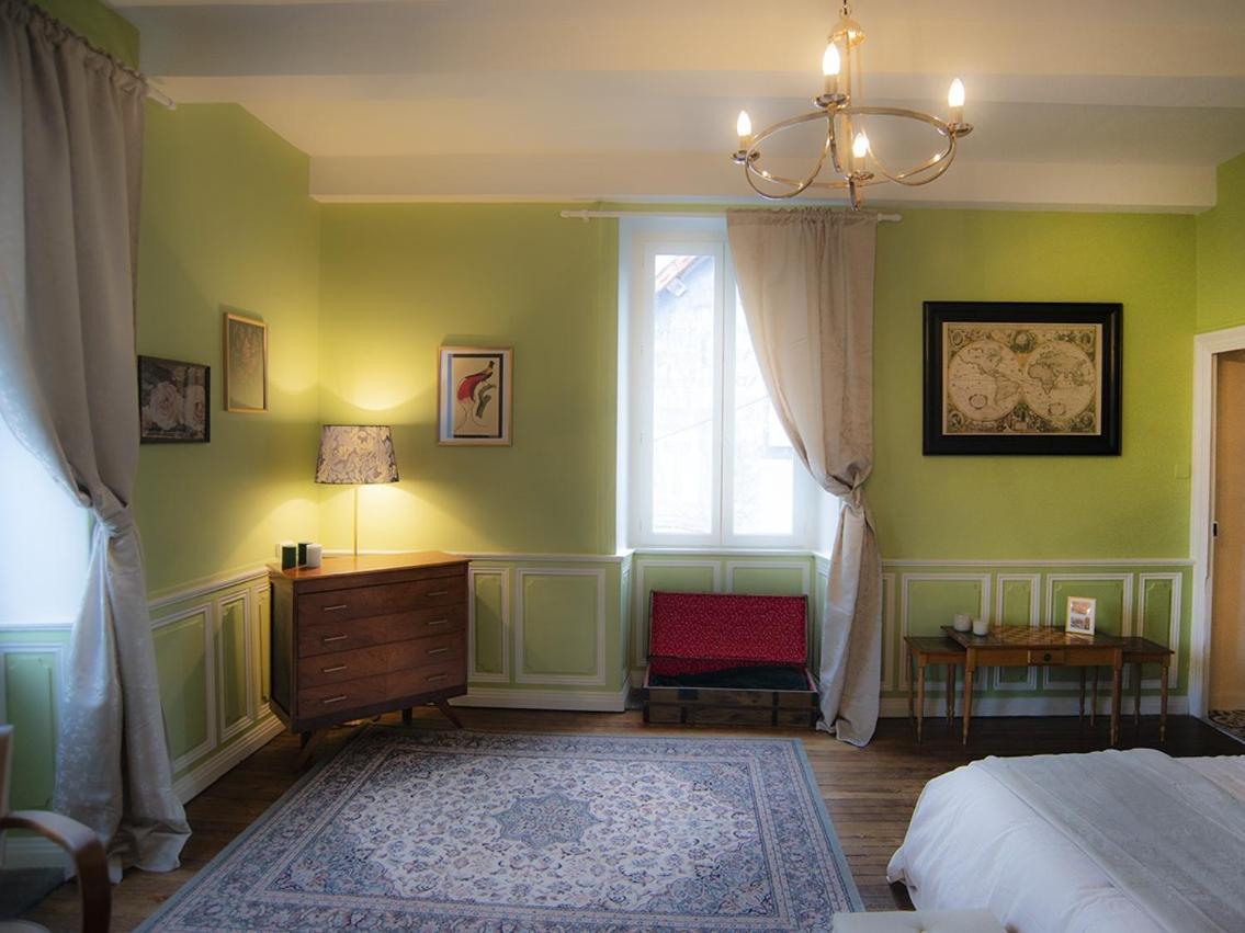 Villa Colombier Понжибо Стая снимка